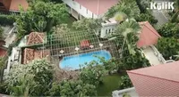 7 Foto Rumah Selebriti Dilihat Dari Udara, Megah & Luasnya Kelihatan Banget!