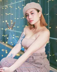 7 Foto Terbaru Awkarin Usai Berat Badan Naik 5 Kg, Terlihat Makin Cantik