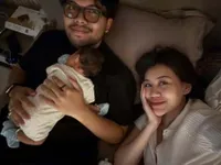 7 Potret Aaliyah Massaid Unggah Kebersamaan Bareng Arash, Rayakan Ultah 1 Tahun sang Buah Hati