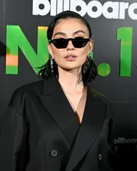 7 Potret Agnez Mo di Red Carpet BillBoard dengan Gaya Edgy, Bocorkan Akan Ada Album Baru 2025