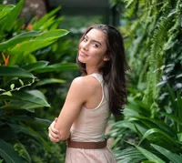 7 Potret Angela Gilsha si Antagonis di 'SAMUDRA CINTA', Pecinta Tanaman yang Mau Turun ke Sawah