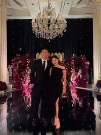 7 Potret Ariel Tatum Kondangan Bareng Daffa Wardhana, Marini Zumarnis Akur Sama Calon Mantu