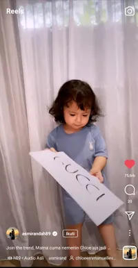 7 Potret Asmirandah dan Putrinya, Chloe Ikutan Gucci Challenge - Nggemesin Banget
