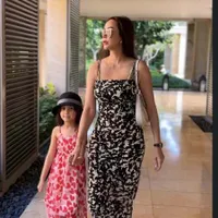 7 Potret Aura Kasih dengan Sang Anak, Bocorkan Hubungan Anaknya Kini dengan Mantan Suami