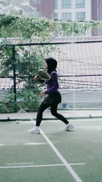 7 Potret Aurel Hermansyah Ikutan Gila Main Padel, Banjir Pujian Cantik Body Goals Bak ABG