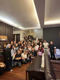 7 Potret Buka Puasa Bersama yang Digelar oleh Ari Lasso, Rutin Sejak Tahun 2004