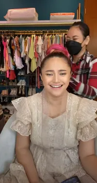 7 Potret Cantiknya Marshanda di Pesta Resepsi Pernikahan Adiknya