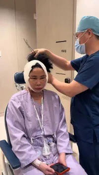 7 Potret Denise Chariesta Oplas Habiskan 1 Miliar, Efeknya Buka HP Face ID Selalu Gagal