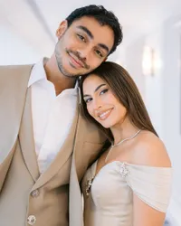 7 Potret Detail Penampilan Valerie Thomas di Resepsi Zumi Zola dan Putri Zulhas, Cantiknya Paripurna - Makin Mesra dengan Rafi Haikal