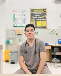 7 Potret Dokter Iqhbal LIDA Saat Jaga IGD di Rumah Sakit, Tangani Pasien Hipertensi hingga Serangan Jantung - Sempat Beri Edukasi Lewat Konten