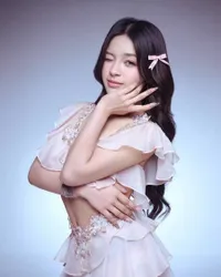 7 Potret Eca Aura di Pemotretan Terbaru, Tampil Bak Karakter Negeri Dongeng