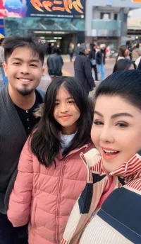 7 Potret Eleanor Anak Bams Ex-Samsons yang Tumbuh Jadi Remaja, Akrab Bareng Sang Nenek 'Mamitoko' Desiree Tarigan