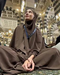 7 Potret Enzy Storia Bagikan Foto Masa Kecil Usia 5-6 Tahun, Dari Dulu Suka Ramadan karena Ada Pesantren Kilat