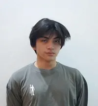7 Potret Ganteng Arka Anak Anjasmara dan Dian Nitami Saat Pakai Jas, Aura Manly Bikin Netizen Histeris
