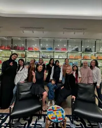 7 Potret Geng Cendol Kumpul Lagi Awal Tahun 2025, Makan-Makan Seru Meski Belum Full Team