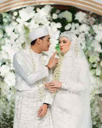7 Potret Gilga Sahid, Ngaku Suka Happy Asmara Duluan Saat Masih Jadi Pacar Denny Caknan - Definisi Celetukan Jadi Doa
