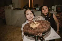 7 Potret Gritte Agatha Ulang Tahun, Dirayakan bersama Orang-Orang Terkasih