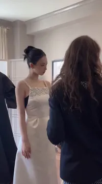 7 Potret Karina aespa Saat Fitting Baju Untuk Hadiri Met Gala 2026, Cantik Paripurna