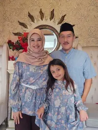 7 Potret Kebersamaan Andi Soraya dan Suami yang Jarang Tersorot, Cocok dan Harmonis