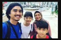 7 Potret Kebersamaan Duta Sheila On 7 dan Anaknya yang Sudah ABG, Penuh Kehangatan Saat Bersama