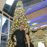 7 Potret Kedekatan Caitlin Halderman dengan Bapaknya yang Asli Orang Belanda - Jarang Tersorot