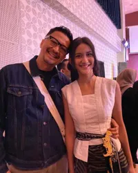 7 Potret Kelulusan SMA Harleyava Princy Anak Ferry Maryadi, Cantik Pakai Kebaya Putih dan Rok Batik