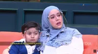 7 Potret King Faaz Berlinang Air Mata Dengar Perjuangan Fairuz A Rafiq Beli Susu Untuknya di Masa Sulit, Kini Mau Jadi Hafiz Quran Demi Ibu