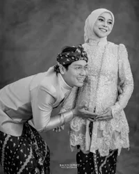 7 Potret Lesti yang Akui Deg-Degan Jelang Kelahiran Anak Kedua, Berharap Si Kecil Sehat - Pilih Persalinan dengan Operasi Caesar
