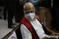 7 Potret Mark Sungkar Saat Berada di Kursi Pesakitan, 20 Hari Ditahan & Belum Dijenguk Zaskia Serta Shireen Sungkar