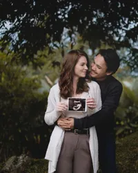 7 Potret Maternity Shoot Istri Randy Pangalila, Babybump Sudah Besar - Tunggu Kelahiran Anak Pertama