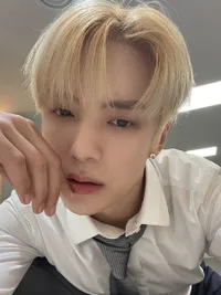 7 Potret Minhyuk MONSTA X yang Baru Saja Berulang Tahun ke-27 Tapi Tetap Cute Banget