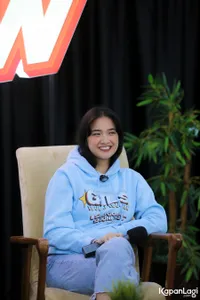 7 Potret Nadya Arina Ungkap Premis Utama Film 'GJLS: IBUKU IBU-IBU', Kisahkan tentang Konflik Keluarga 