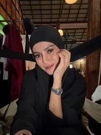 7 Potret Olla Ramlan Syuting Series Walid Season 2, Bagikan Momen Seru BTS