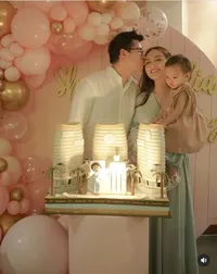 7 Potret Perayaan Ulang Tahun Shandy Aulia, Mewah Bernuansa Putih - Suami Jadi Sorotan Netizen