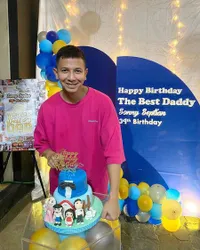 7 Potret Perayaan Ulang Tahun Sonny Septian ke-34, Fairuz A Rafiq Tersenyum Ceria Pasca Keguguran
