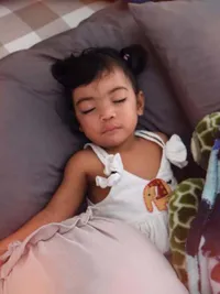 7 Potret Pertemuan Kembali Nana Mirdad dengan Kira, Bayi yang Dibuang dan Ditemukan ART-nya