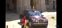 7 Potret Ratu Elizabeth Hadiri Pemakaman Pangeran Philip, Duduk Sendirian dan Tertunduk Saat Melepas Kepergian Sang Suami