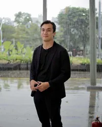 7 Potret Rendy Kjaernett yang Ungkap Riwayat Penyakit Sang Ayah Sebelum Meninggal Dunia - Oktober Tahun Lalu Masih Baik-Baik Saja