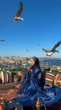 7 Potret Ria Ricis Nikmati Istanbul Bak Bangsawan, Pemandangan Dikira AI