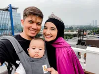 7 Potret Rooftop Rumah Zaskia Sungkar yang Makin Meriah, Ada Arena Bermain dan Kolam Renang - Cozy Banget Buat Santai Sore