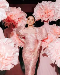 7 Potret Rossa Singgung Hak Cipta, Tegaskan Pentingnya Harmoni Antara Penyanyi dan Pencipta Lagu