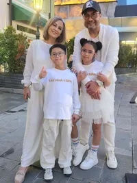 7 Potret Terbaru Anak Kembar Cynthia Lamusu dan Surya Saputra, Warisi Bakat Nyanyi Ibunya