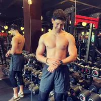 7 Potret Transformasi Dimas Beck, Kini Makin Kekar Berkat Rajin Nge-Gym