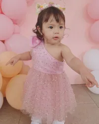 7 Potret Ulang Tahun Pertama Chloe Putri Asmirandah, Super Cute dengan Nuansa Pink - Meriah Banget Sampai Ganti Baju Tiga Kali