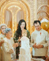 7 Potret Ulang Tahun Raline Shah, Dirayakan di Medan bersama Keluarga 