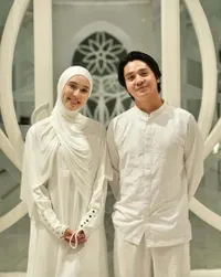 7 Potret Yasmin Napper Berhijab di Sinetron ISTIQOMAH CINTA, Cantik dan Sholehah Banget