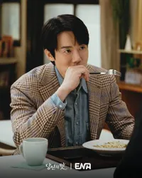 7 Potret Yoo Yeon Seok Jadi Cameo di Drama Korea TASTEFULLY YOURS, Aktingnya Bikin Gregetan