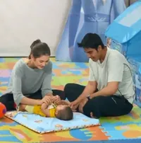 7 Potret Zoe Jackson dan Cinta Brian Momong Anak di 'BUKU HARIAN SEORANG ISTRI', Netizen: Udah Cocok Banget