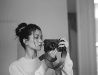 8 Potret Kim Tae Ri, Aktris Cantik asal Korea yang Masih Cocok Perankan Anak SMA di Usia 30an