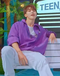 8 Era Ikonik Jeonghan SEVENTEEN yang Bikin Fans Oleng, Pancarkan Pesona Kakak Tingkat Fakultas Teknik - Terlihat Ganteng dan Cantik Bersamaan